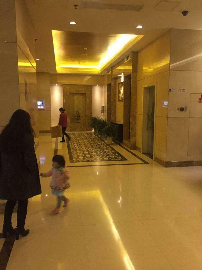Beijing New World Centre Aparthotel Bagian luar foto